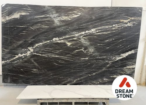 15. kwarcyt Belvedere 320x182x3cm szczotka