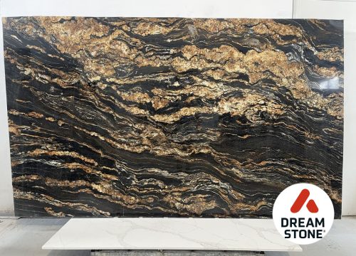 4. granit Magma Gold 332x195x2cm poler