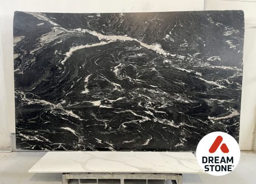 5.granit Via Lactea 320x198x2cm satyna